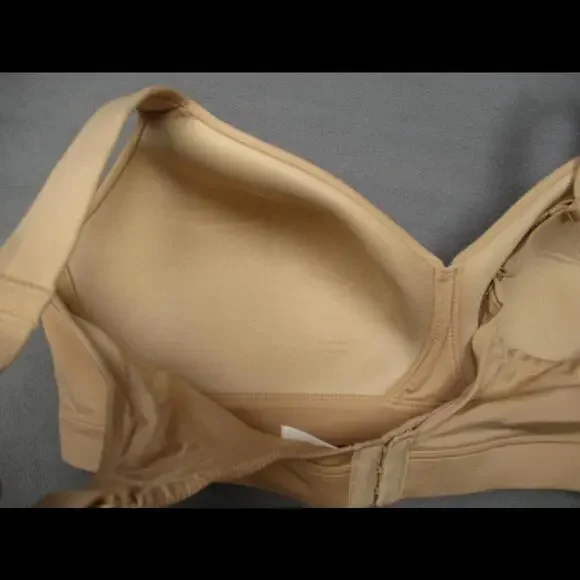 Duluth Trading Armachillo Teeluxe Bra 40D 40 D Nude Wireless Comfort - Picture 3 of 5